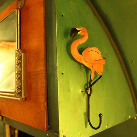 Belrepayre Airstream Glamping Alojamento de Acomodação e Pequeno-almoço Manses