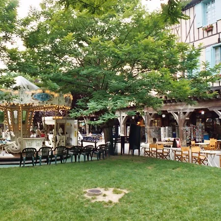 Alojamento de Acomodação e Pequeno-almoço Belrepayre Airstream Glamping *