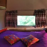 B&B Belrepayre Airstream Camp *