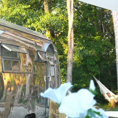 Belrepayre Airstream Glamping