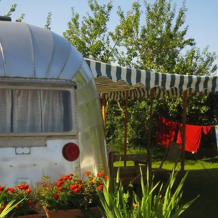 Bed & Breakfast Belrepayre Airstream Glamping *