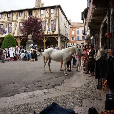 Belrepayre Airstream Glamping * Manses