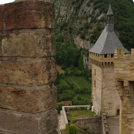 Belrepayre Airstream Glamping Bed & Breakfast *