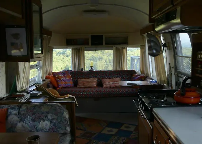 Belrepayre Airstream Glamping Nocleg ze śniadaniem *