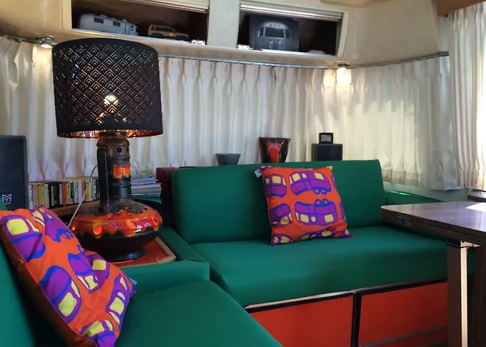 Belrepayre Airstream Glamping * Manses