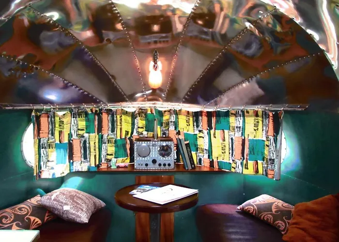 Nocleg ze śniadaniem Belrepayre Airstream Glamping Manses