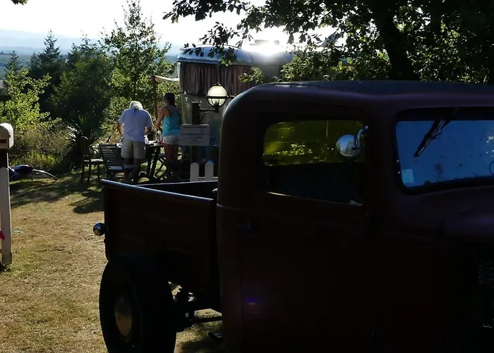 Nocleg ze śniadaniem Belrepayre Airstream Glamping Manses