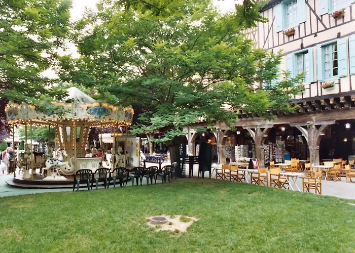 Nocleg ze śniadaniem Belrepayre Airstream Glamping *